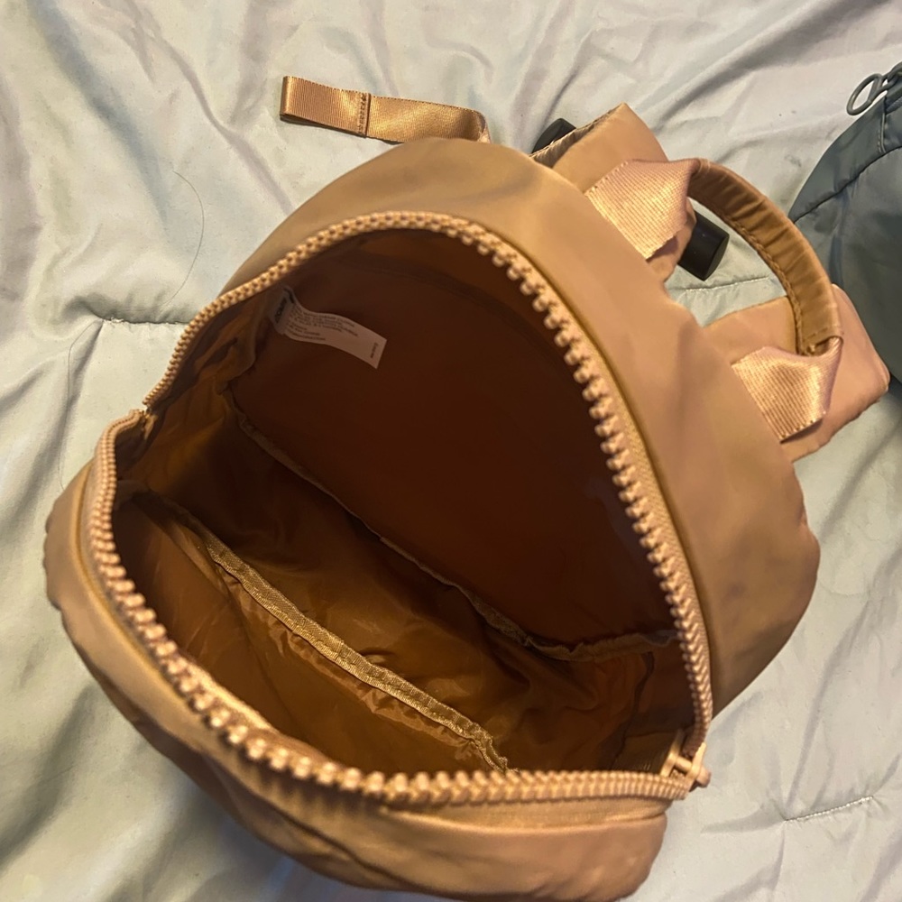 Small Backpacks - Picture 5 of 5